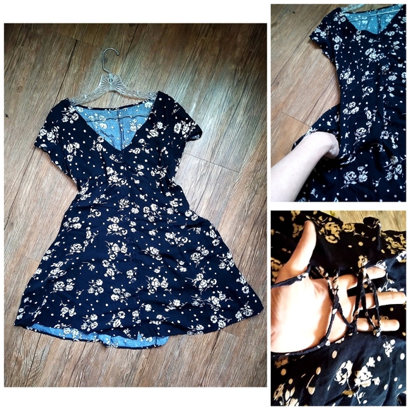 Maurices Dresses & Skirts - NWOT corset draw pocket dress